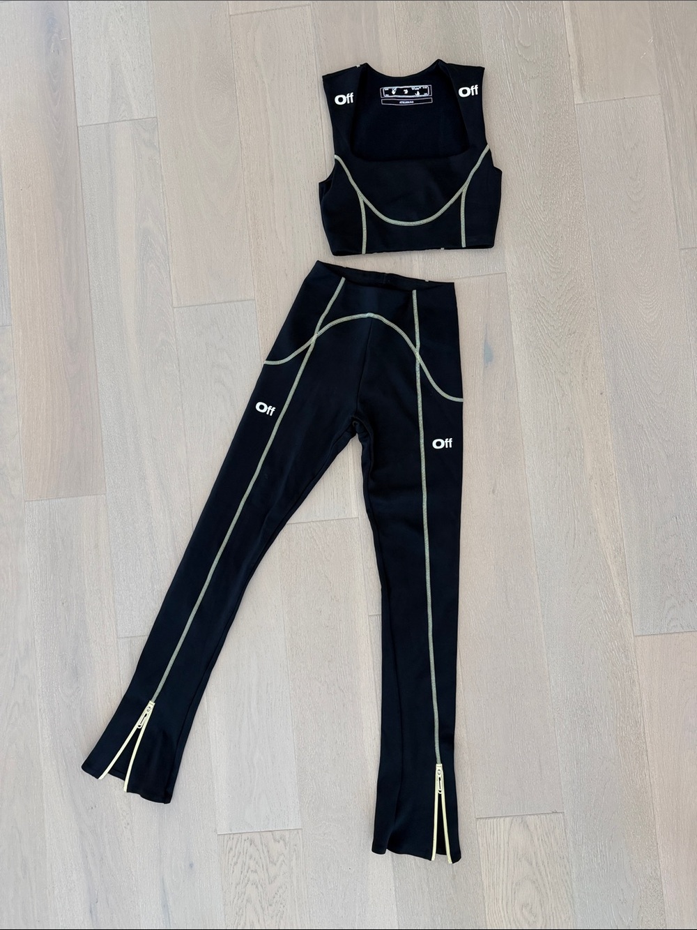 Off-White SET activewear leggings and bra/top